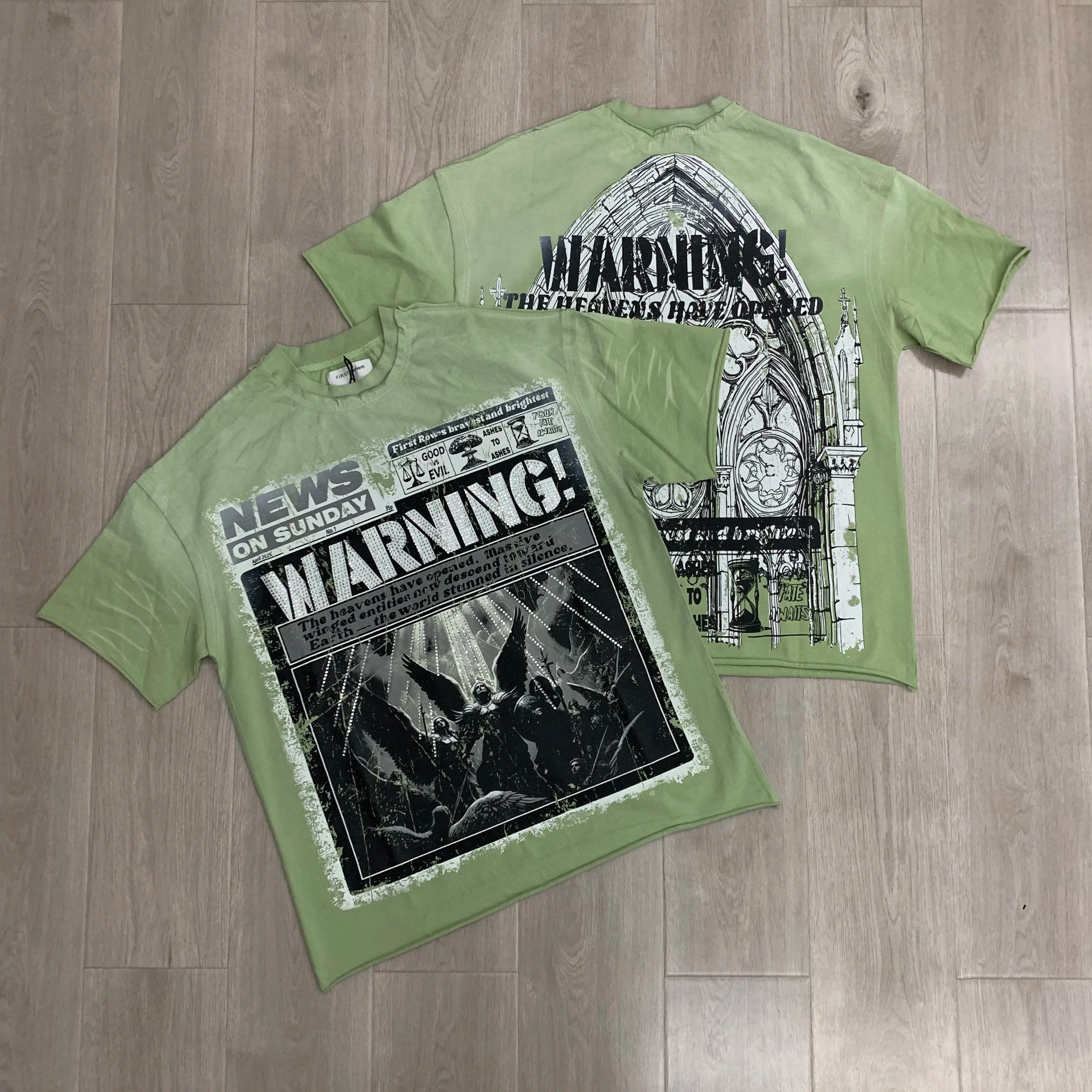 "Camiseta Oversize Vintage con Brillo, Cuello Redondo, Algodón Suave y Diamantes de Imitación."