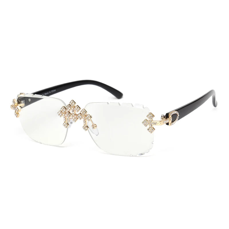 "GAFAS DE SOL CON PIEDRAS BRILLANTES", o "GAFAS CON DIAMANTES SIMULADOS"