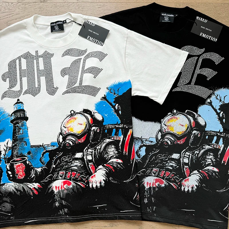 "Camiseta Unisex con estampado de Ángel, mezcla de tejidos, ideal para el streetwear en pareja. Cuello redondo, manga corta y un diseño moderno para brillar en verano."