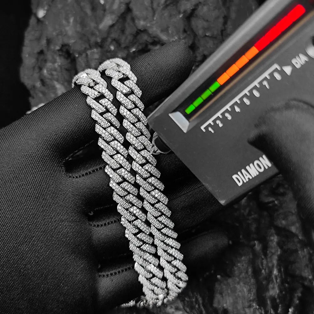 CADENA CUBANA ICED OUT 10 MM EN PLATA 925 CON MOISSANITA VVS
