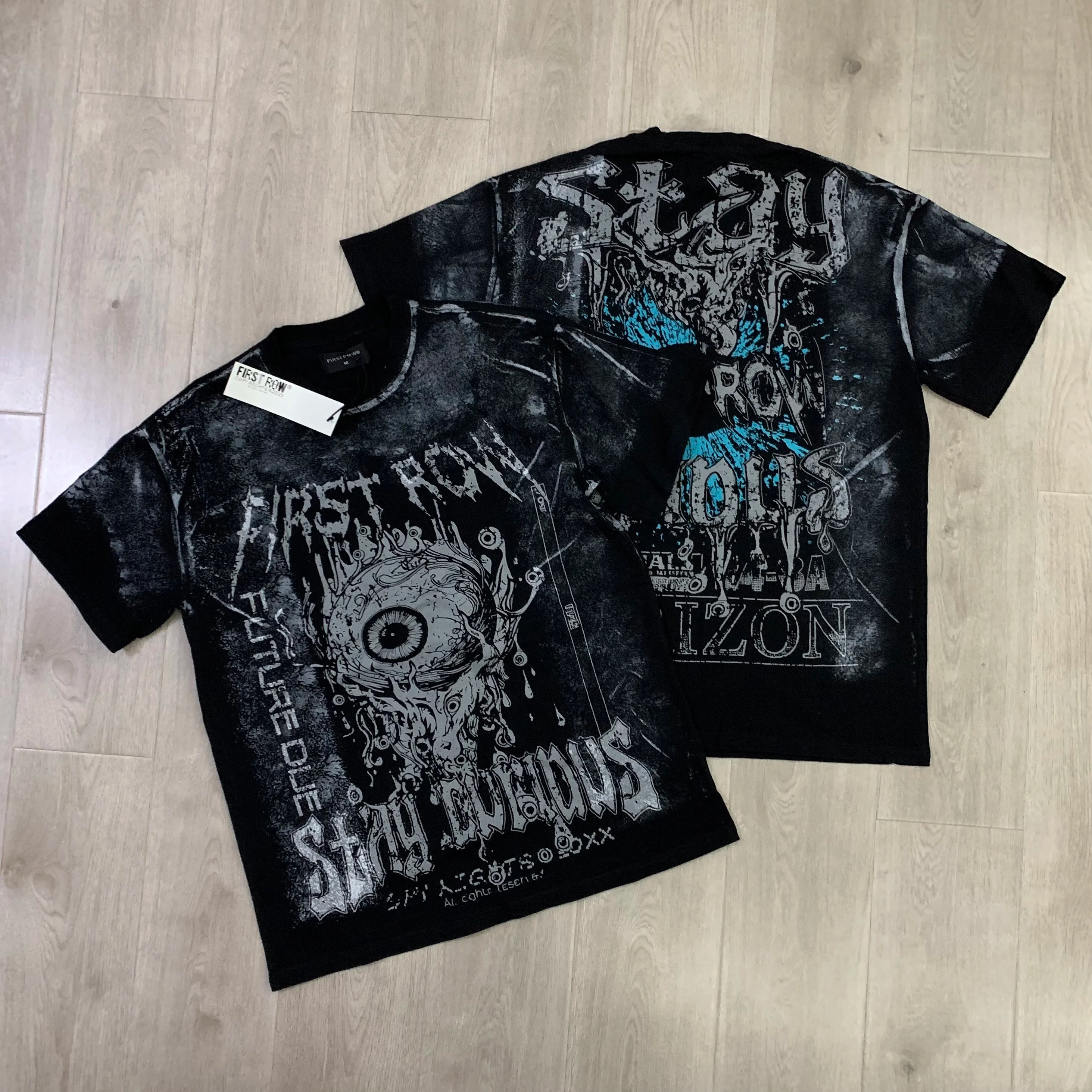 "Camiseta Oversize Vintage con Brillo, Cuello Redondo, Algodón Suave y Diamantes de Imitación."