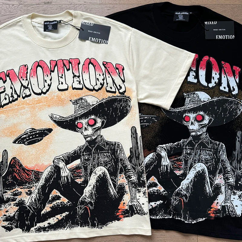 "Camiseta Unisex con estampado de Ángel, mezcla de tejidos, ideal para el streetwear en pareja. Cuello redondo, manga corta y un diseño moderno para brillar en verano."