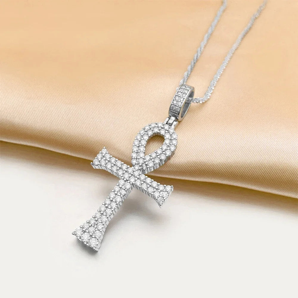 MEDALLA CRUZ ICED OUT DE PLATA 925 CON MOISSANITA VVS.💎