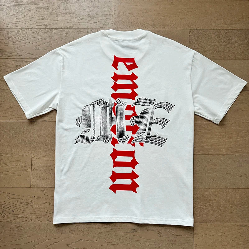 "Camiseta Unisex con estampado de Ángel, mezcla de tejidos, ideal para el streetwear en pareja. Cuello redondo, manga corta y un diseño moderno para brillar en verano."