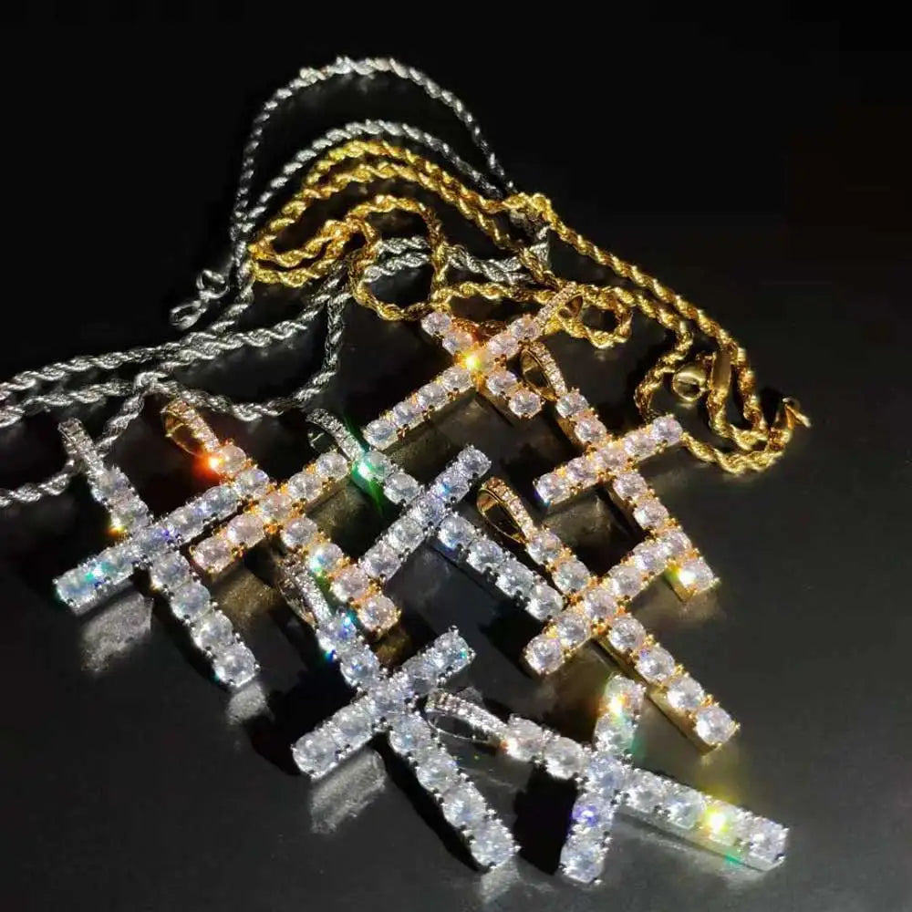 COLGANTE CRUZ ICED OUT CON PIEDRAS – CADENAS ESTILO SOGA, VVS Y MÁS VARIANTES