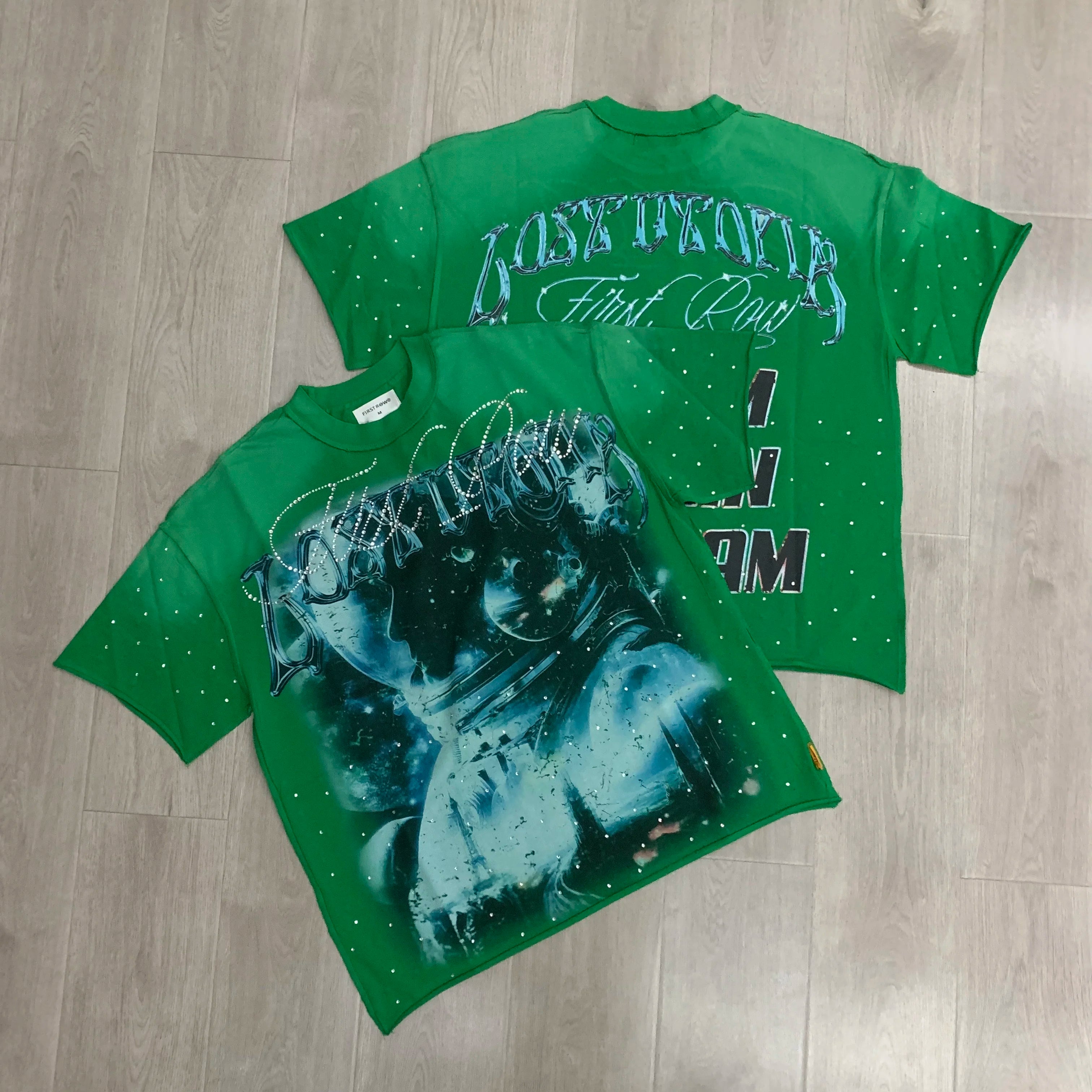 "Camiseta Oversize Vintage con Brillo, Cuello Redondo, Algodón Suave y Diamantes de Imitación."