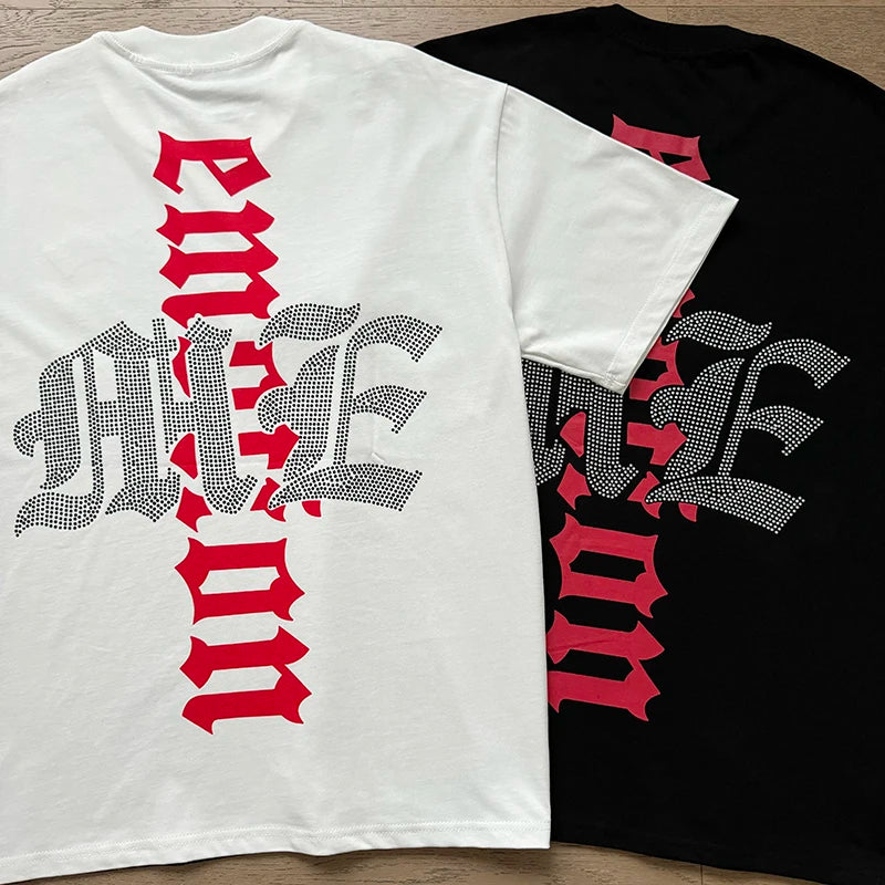 "Camiseta Unisex con estampado de Ángel, mezcla de tejidos, ideal para el streetwear en pareja. Cuello redondo, manga corta y un diseño moderno para brillar en verano."